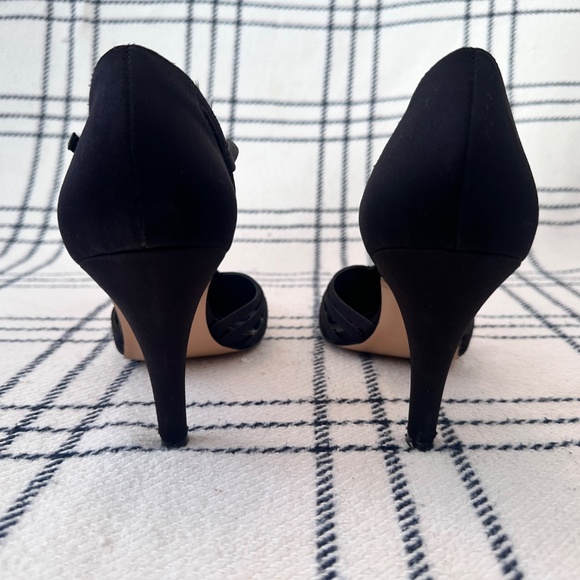 Nine West Black Satin Heels - size 8 - Picture 2 of 5